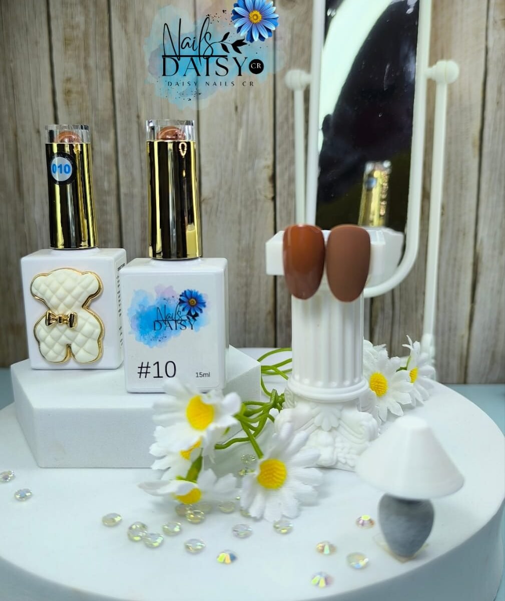 Semipermanente Daisy Nails 15ml - liso #10