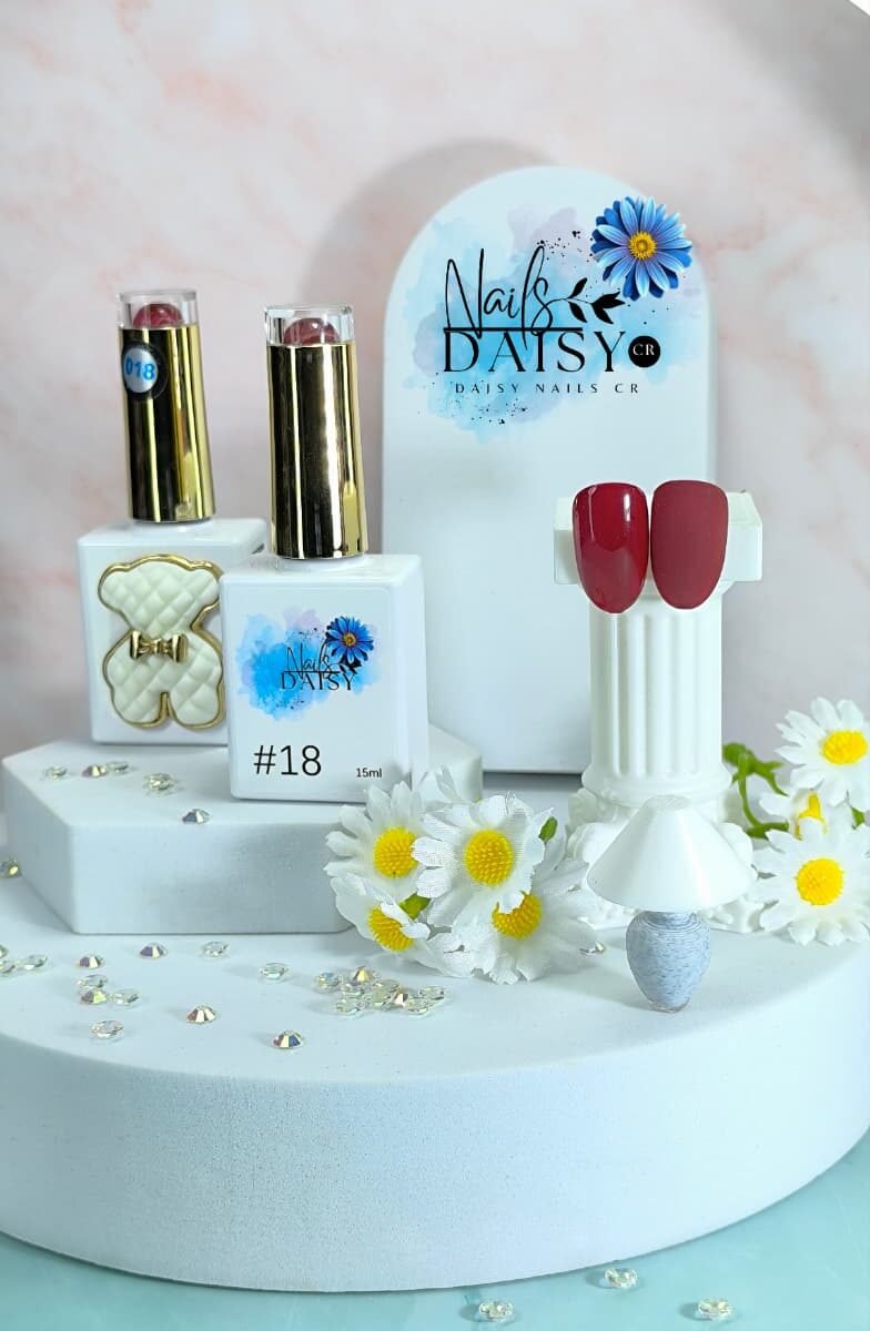 Semipermanente Daisy Nails 15ml - liso #18