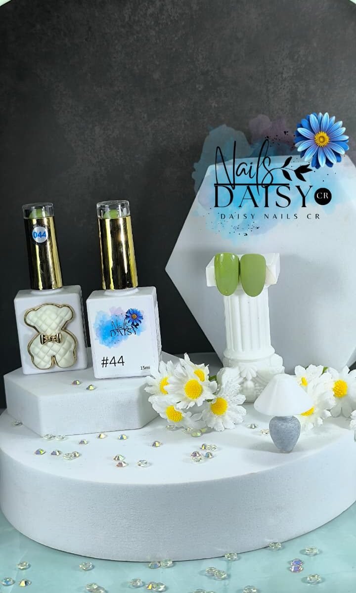 Semipermanente Daisy Nails 15ml - liso #44