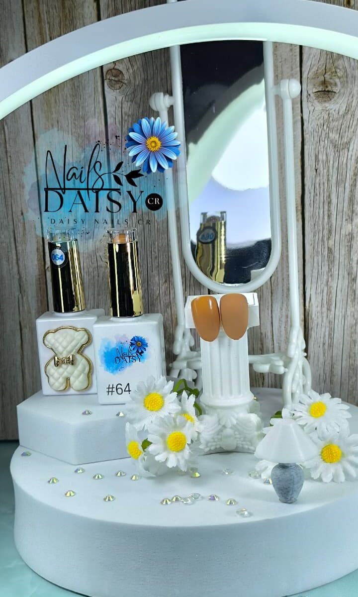 Semipermanente Daisy Nails 15ml - liso #64