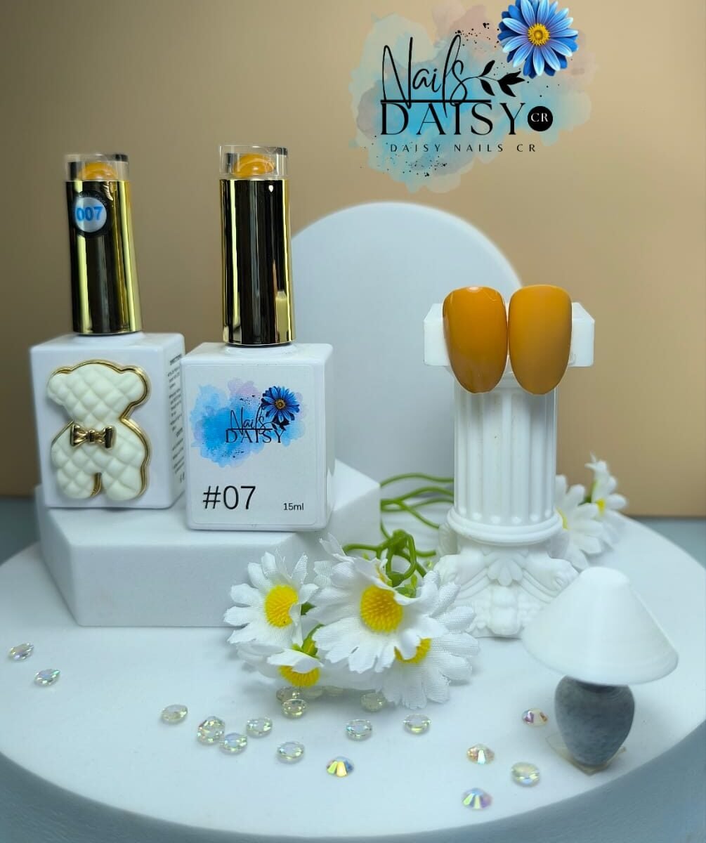 Semipermanente Daisy Nails 15ml - liso #07