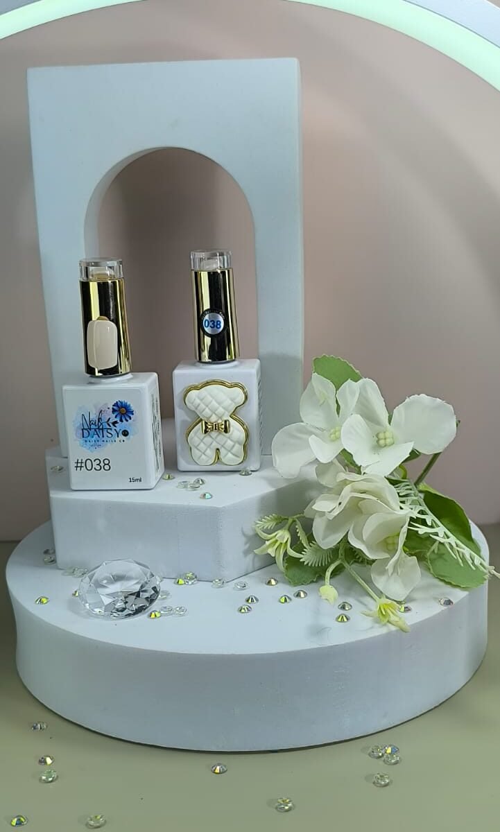 Semipermanente Daisy Nails 15ml - liso #38