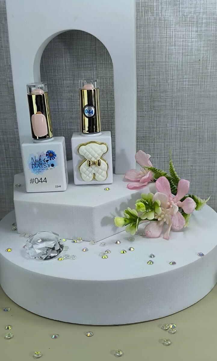 Semipermanente Daisy Nails 15ml - liso #44