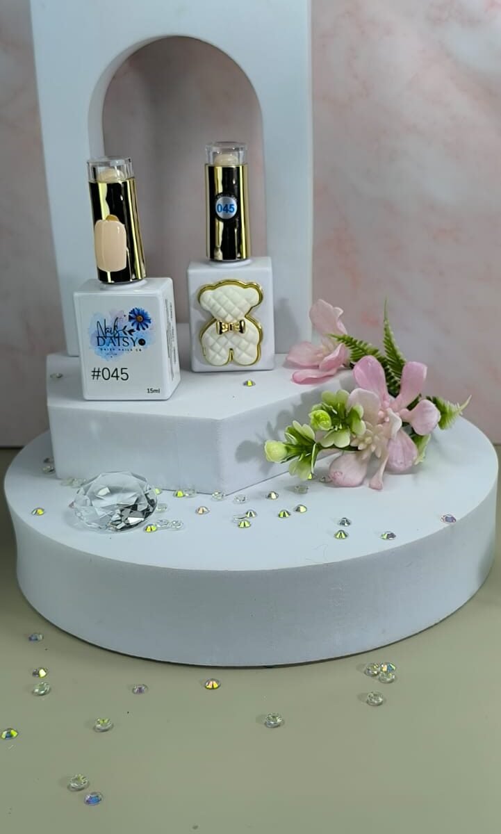 Semipermanente Daisy Nails 15ml - liso #45