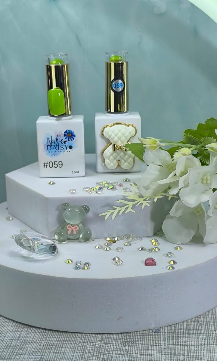 Semipermanente Daisy Nails 15ml - liso #59