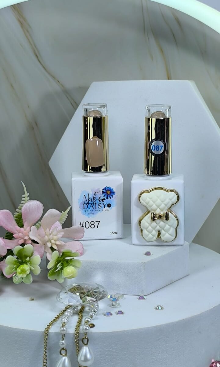 Semipermanente Daisy Nails 15ml - liso #87